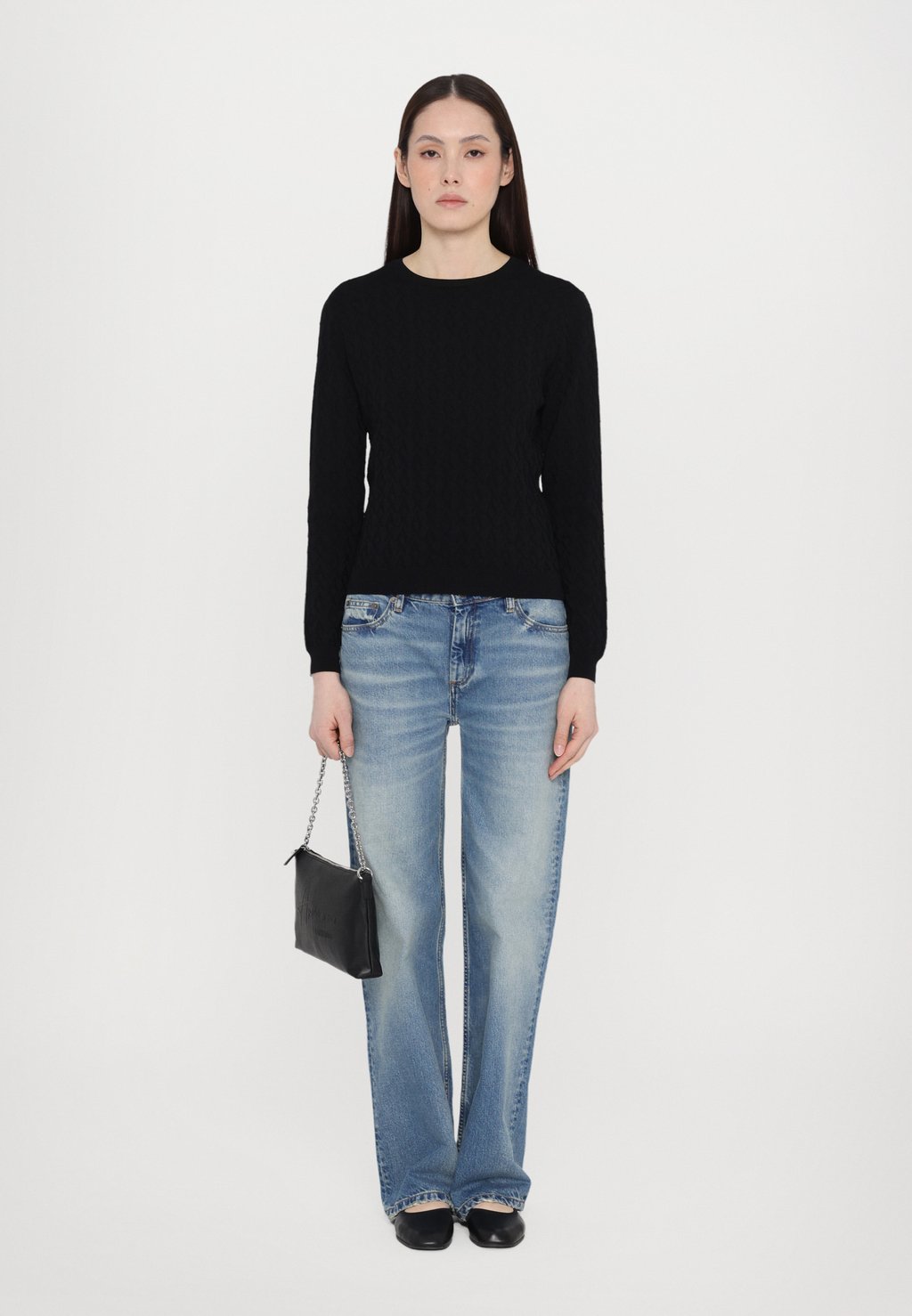 

Сумка SHOULDER BAG Armani Exchange, черный