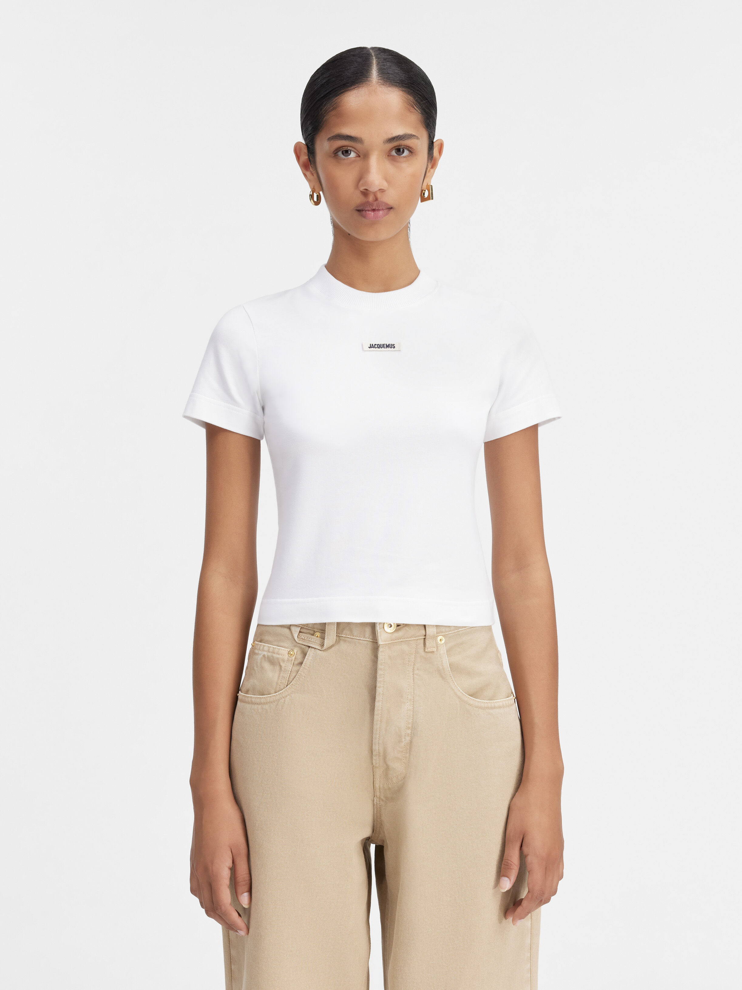 

Футболка с логотипом Grosgrain JACQUEMUS The Gros Grain t-shirt, белый