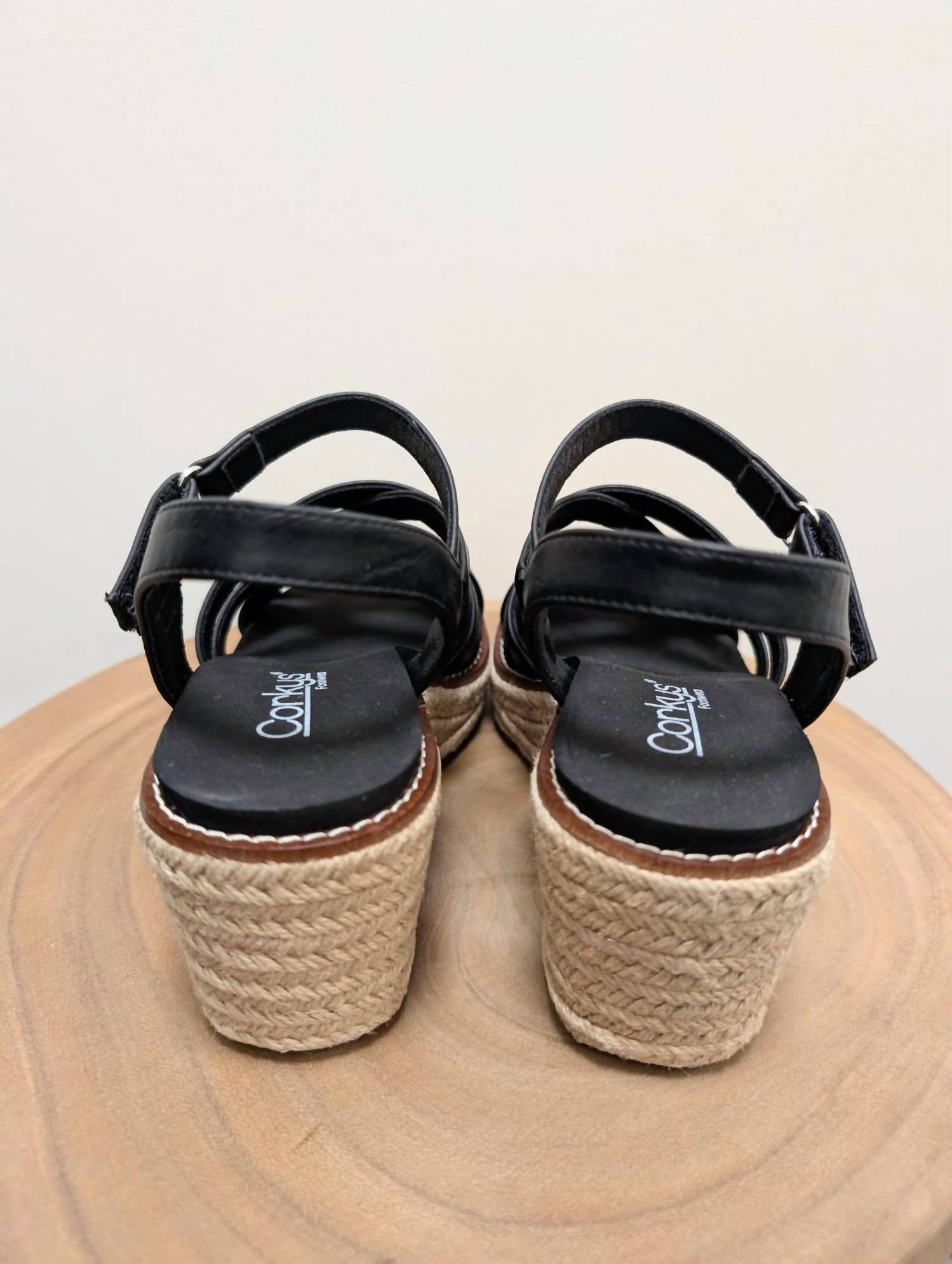 Женские босоножки на танкетке All Nighter в черном цвете Corkys Footwear — фото 4