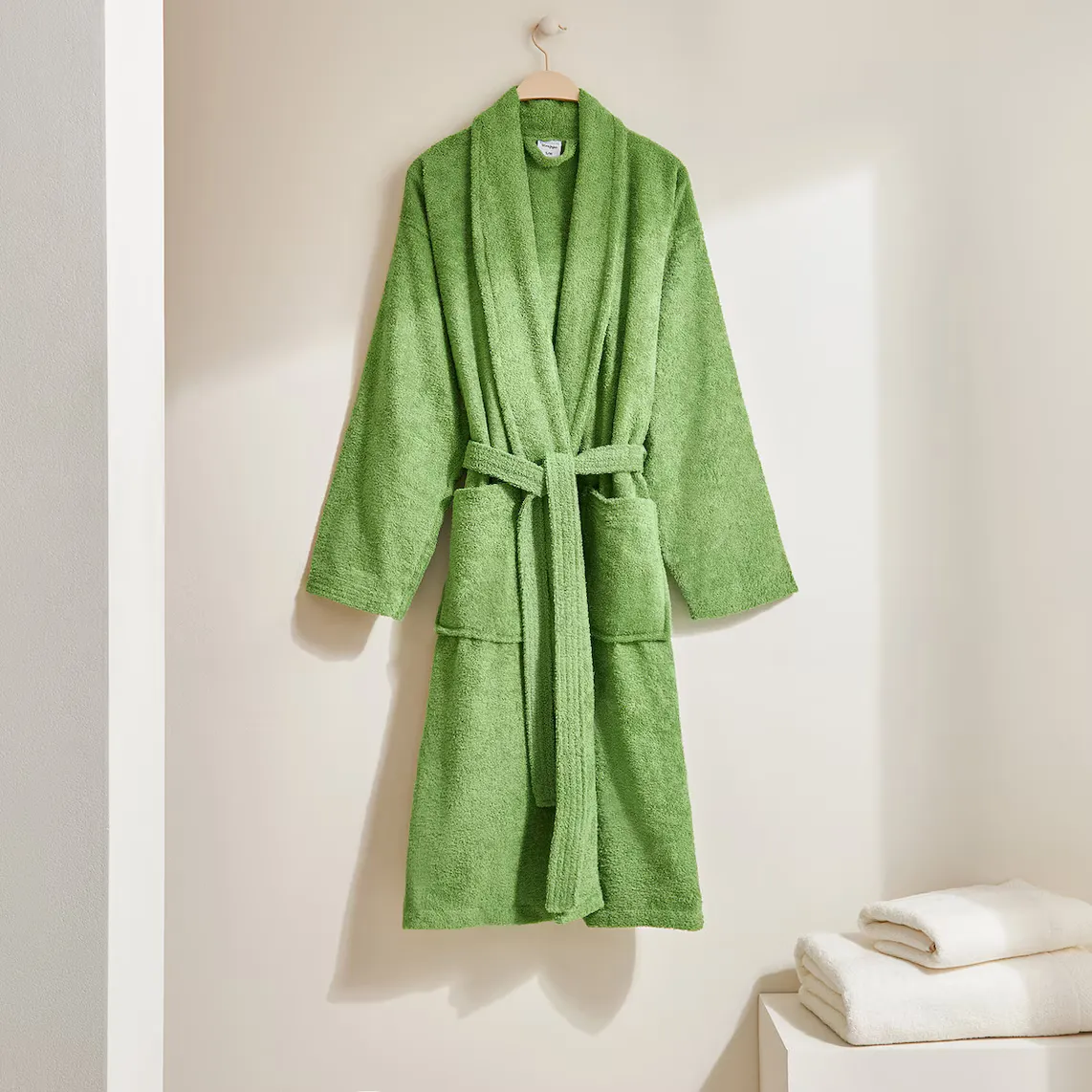 

Хлопковый халат 380 гр/м2 Zafiro Basics El Corte Inglés, зеленый