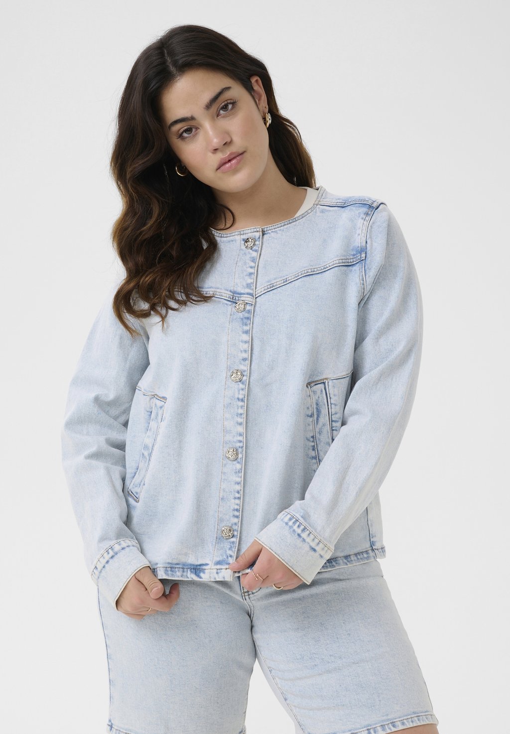 

Джинсовая куртка KCMAIA Kaffe Curve, цвет Light Blue Denim