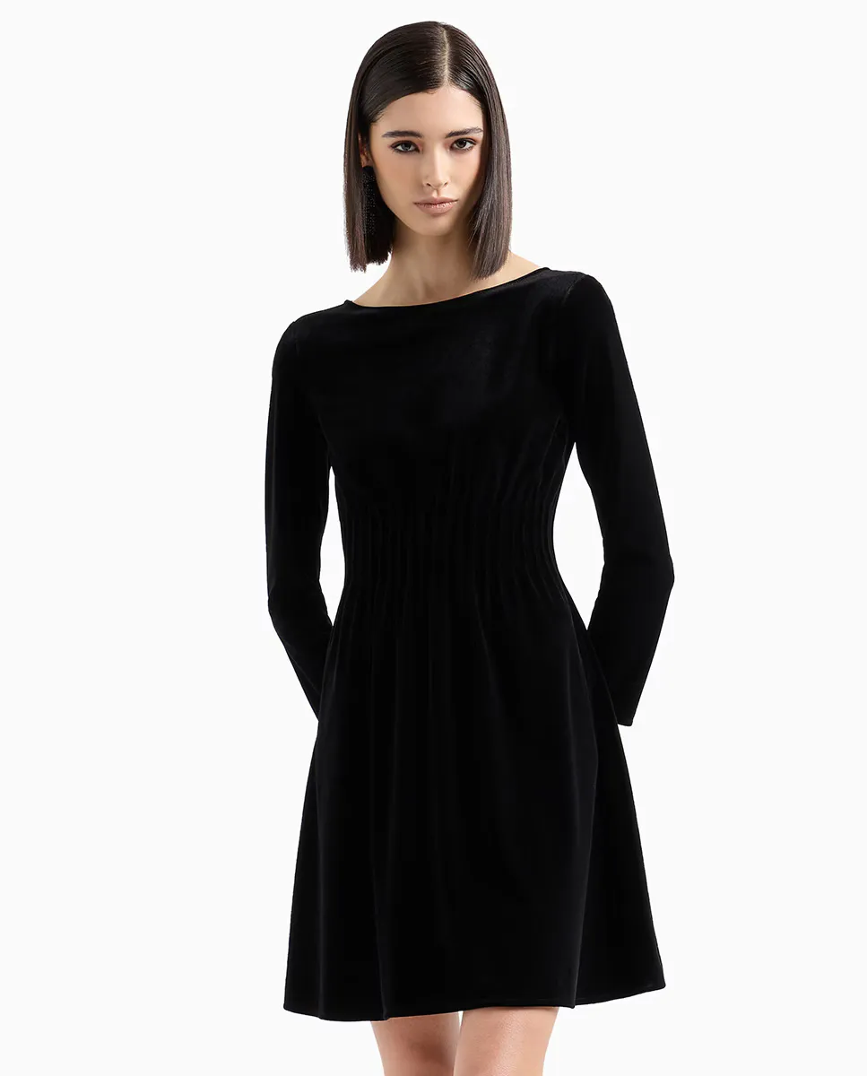 

Женское платье из шиниллы с поясом Emporio Armani, черный
