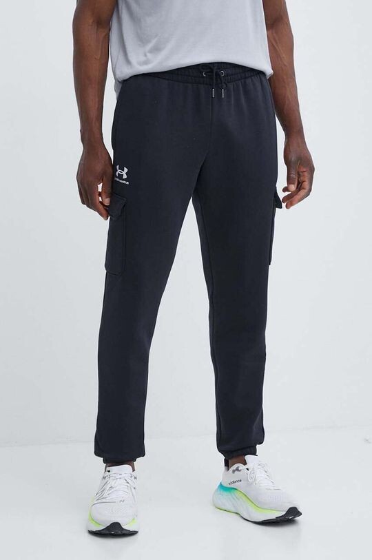 

Незаменимые спортивные штаны Under Armour, черный