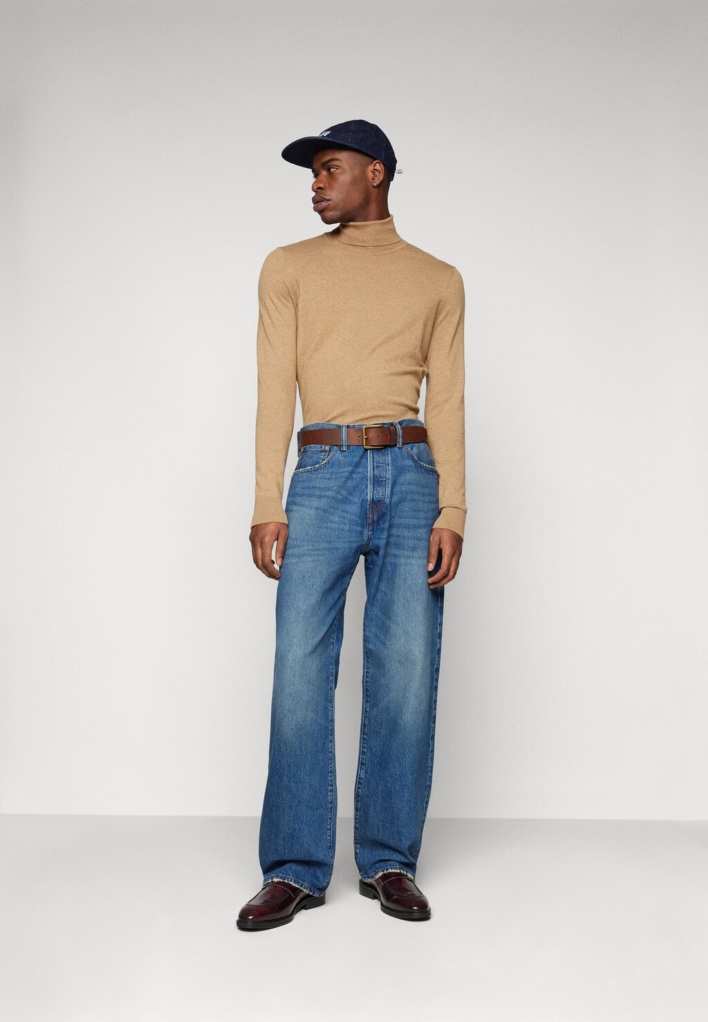 Джинсы свободного кроя, темный цвет 90S LOOSE ORGANIC GAP, цвет dark wash — фото 2