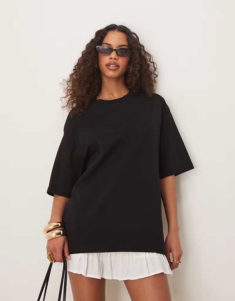 

Футболка Gina Tricot oversize с короткими рукавами черного цвета