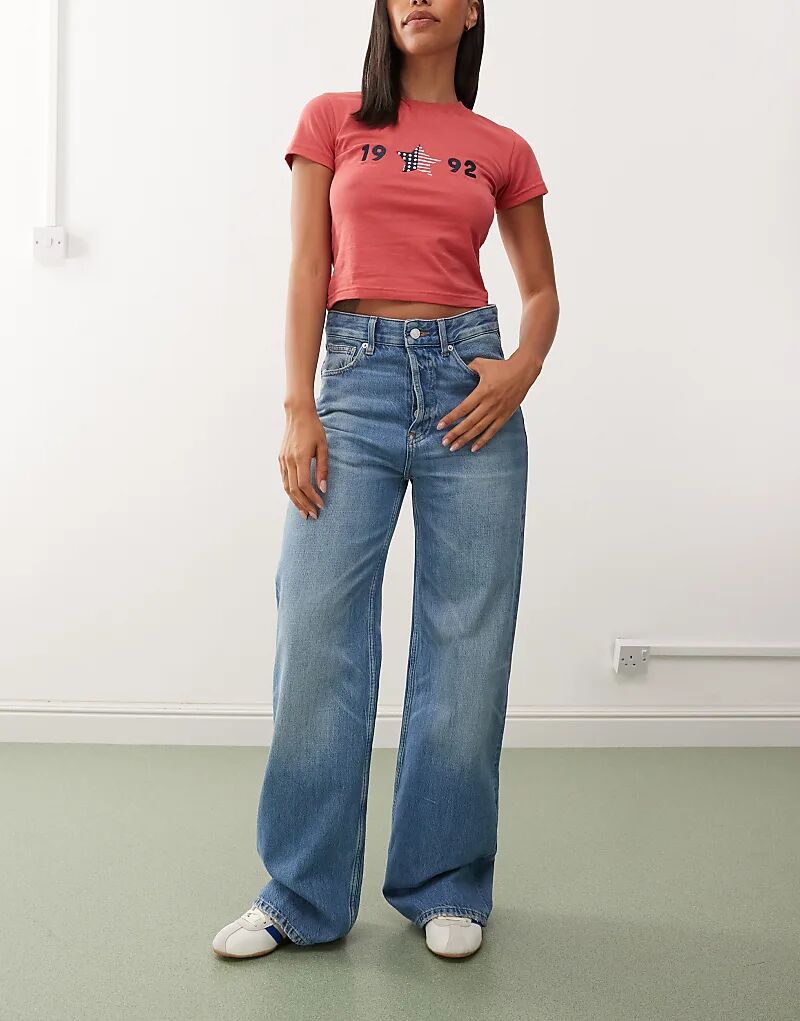 

Джинсы Tommy Jeans Tommy Girl со звездами, свободные, темного цвета