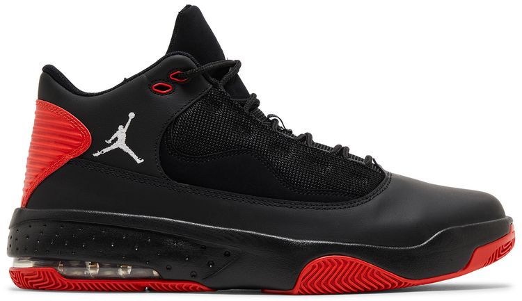 

Кроссовки Air Jordan Jordan Max Aura 2 'Bred', черный