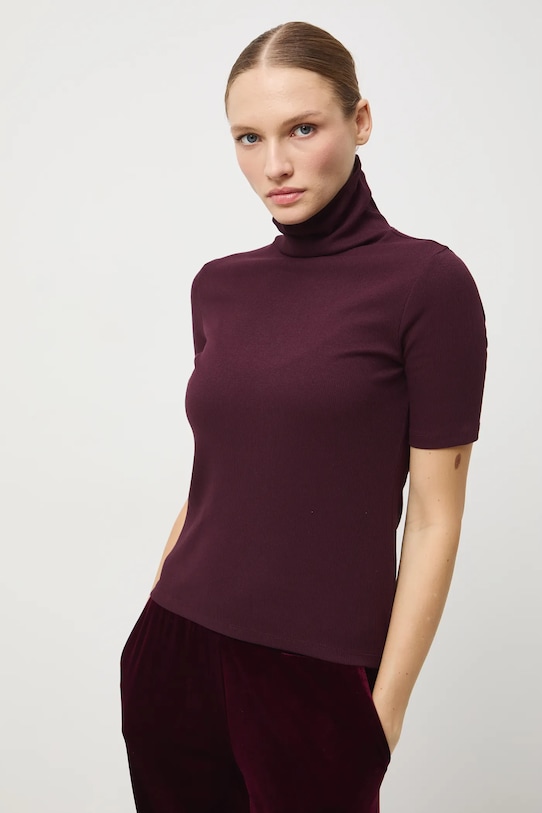 

Футболка Medicine, бордовый