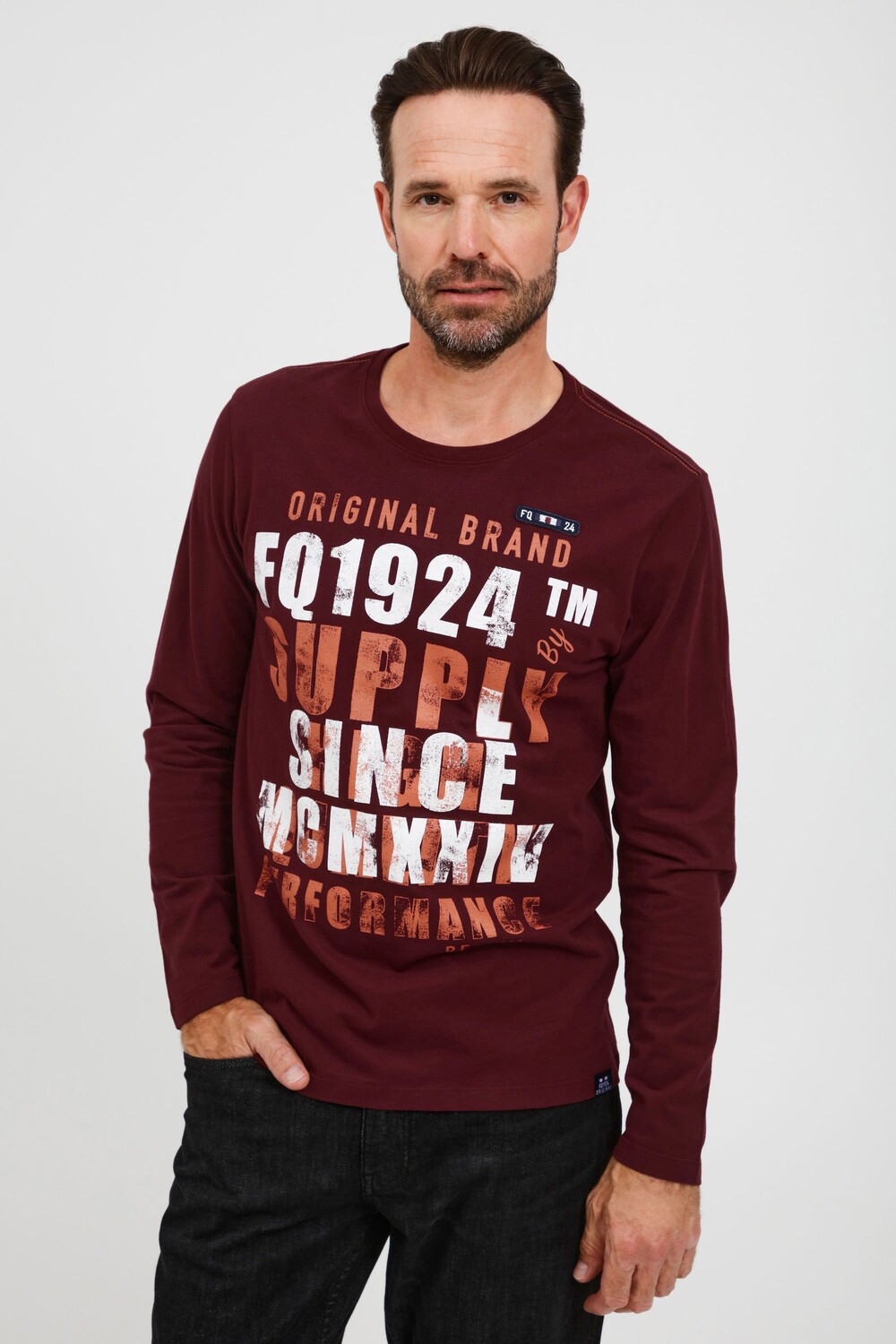 

Лонгслив FQ1924 Langarmshirt, красный