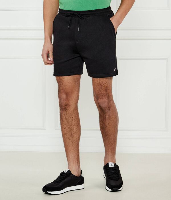 

Шорты Regular fit Tommy Jeans, черный