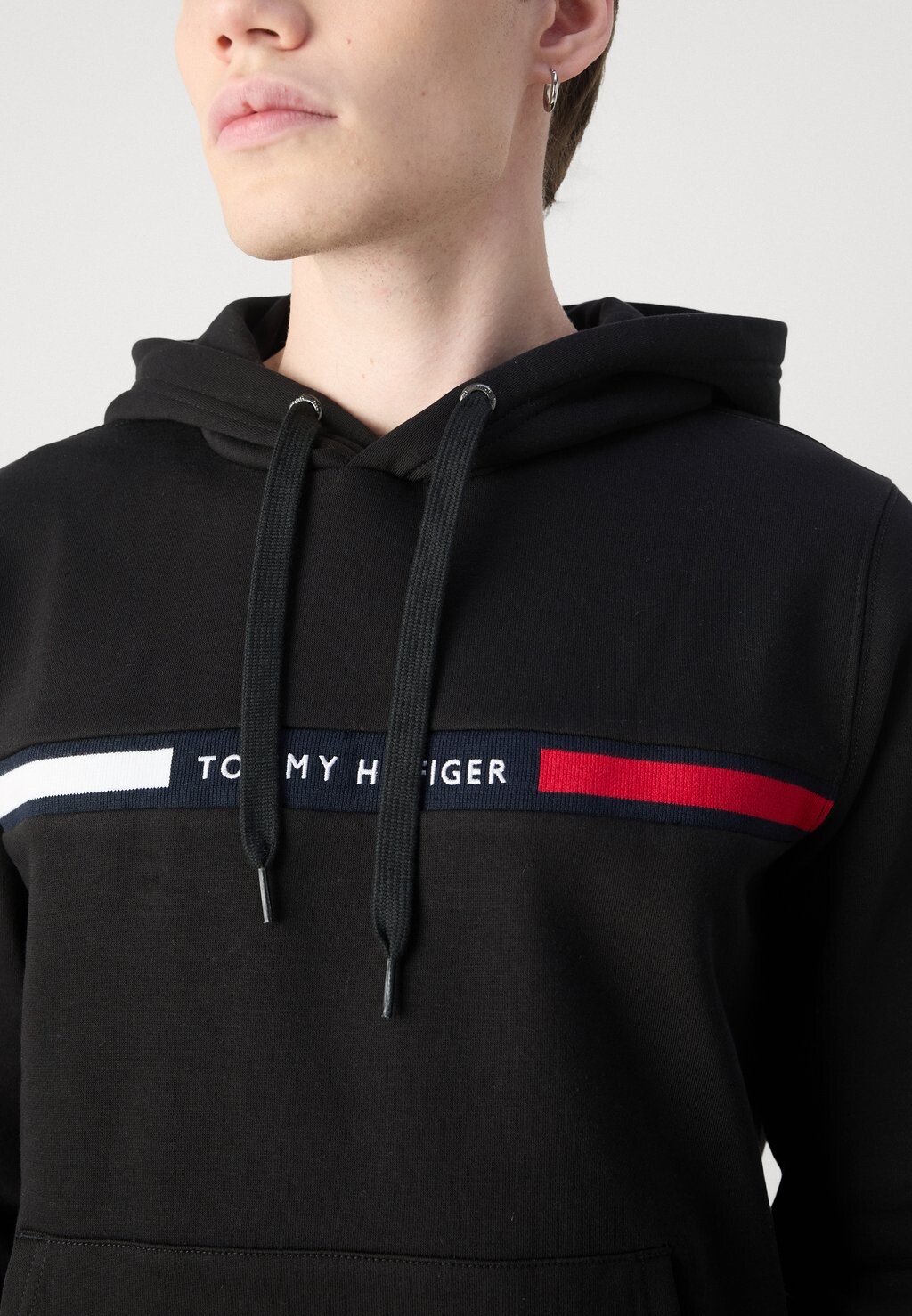 Толстовка с капюшоном CHEST INSERT HOODY Tommy Hilfiger, черный — фото 3