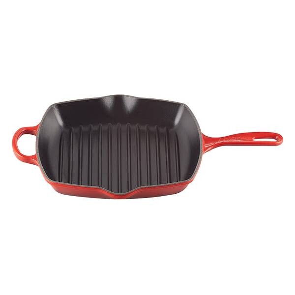 

Сковорода диаметром 26 см. Le Creuset, красный