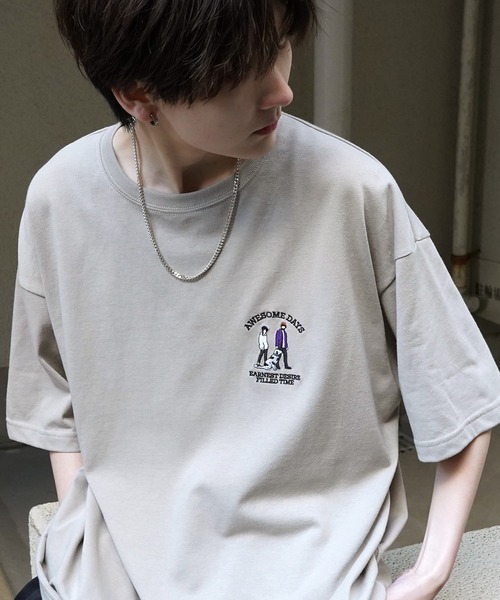 

Футболка свободного кроя с коротким рукавом и вышитым логотипом ILL'S, бежевый