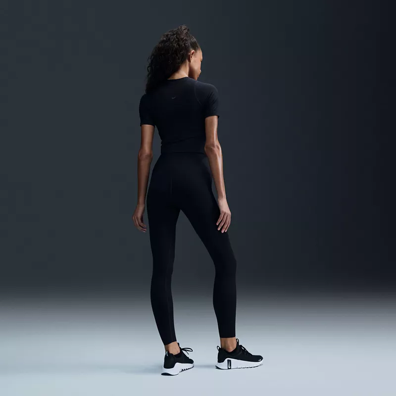 Женские леггинсы Nike Zenvy Rib с высокой талией и мягкой поддержкой размером 7/8, черный — фото 4