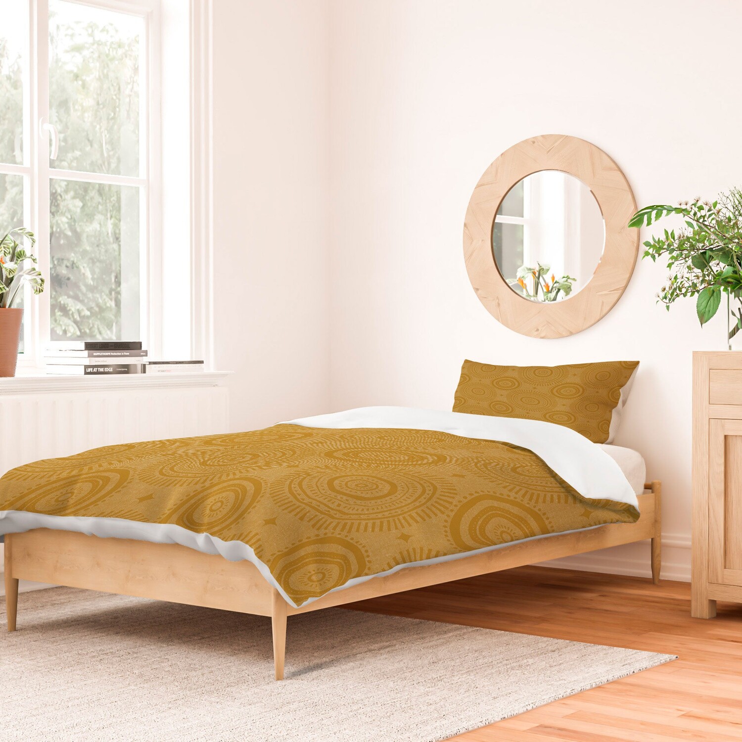 

Little Arrow Design Co Бохо Солнце и звезды Золотое пуховое одеяло из полиэстера Deny Designs, цвет Polyester