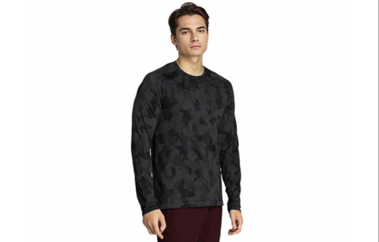 

Футболка Metal Vent Tech мужская камуфляж черный Lululemon