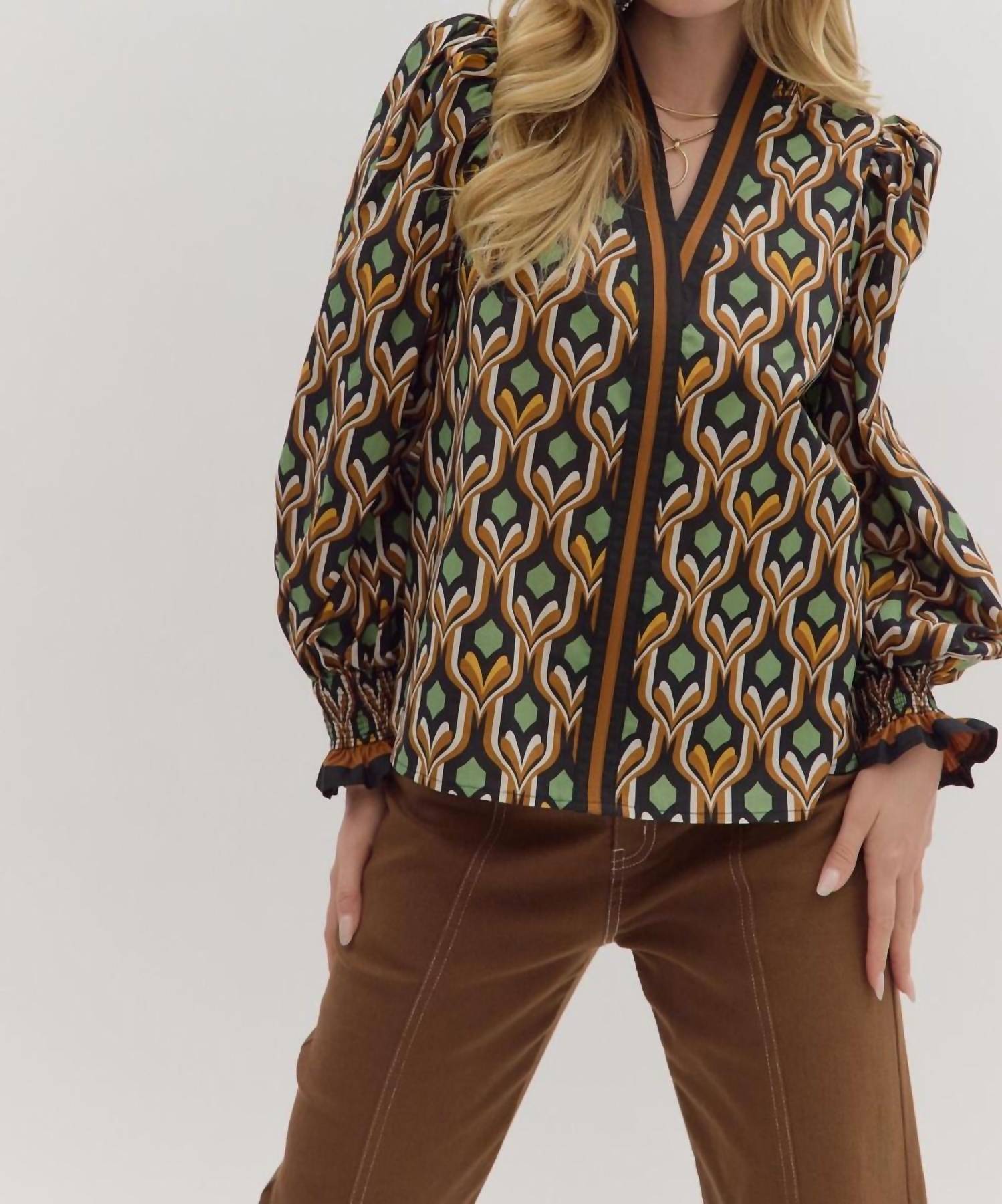 

Блузка с воротником-стойкой и принтом зеленого цвета Entro, зеленый