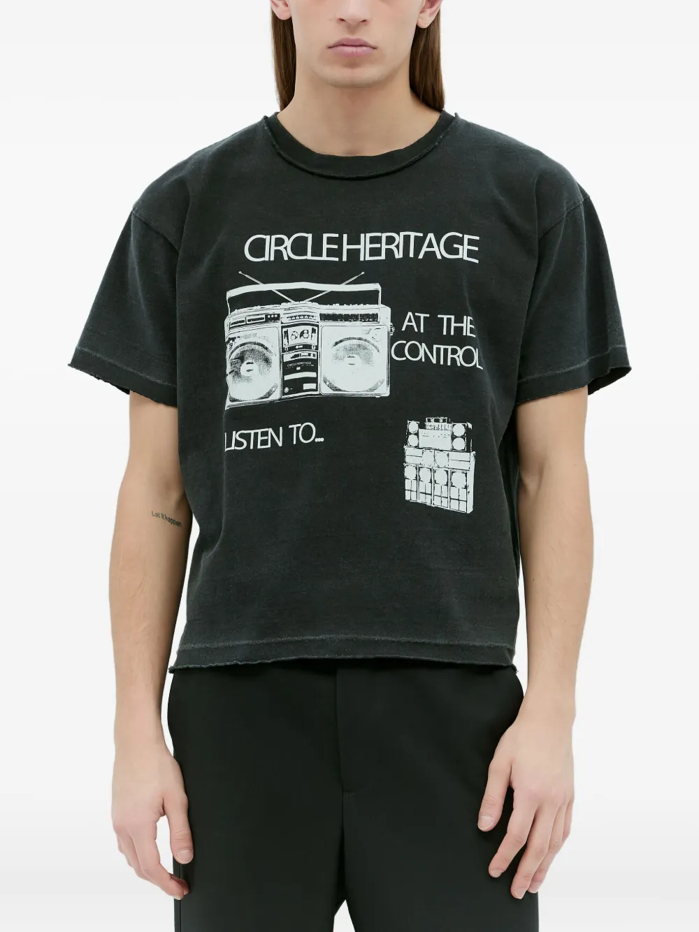 

Футболка Boombox CIRCLE HERITAGE, черный