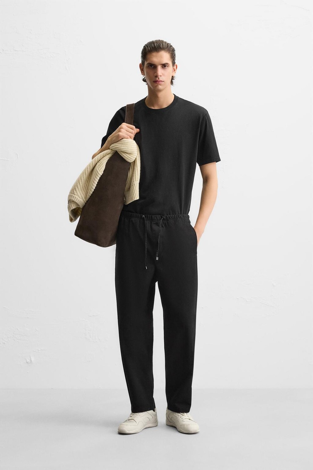 

Брюки крота ZARA, черный