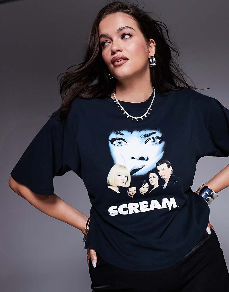 

Черная футболка с корсетом на талии и лицензионным изображением Scream ASOS DESIGN Curve