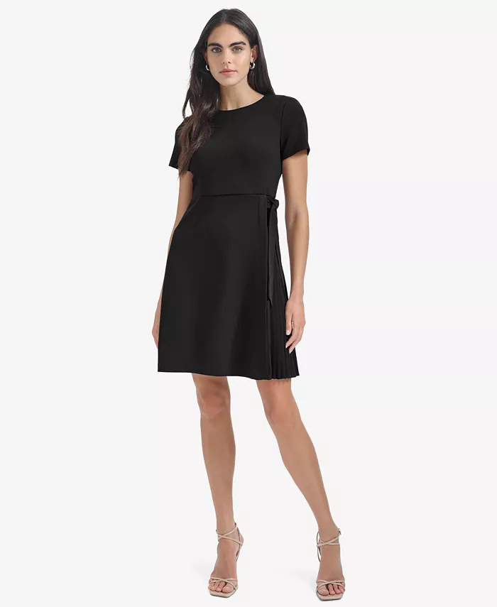 

Женское платье с короткими рукавами и складками Calvin Klein, черный