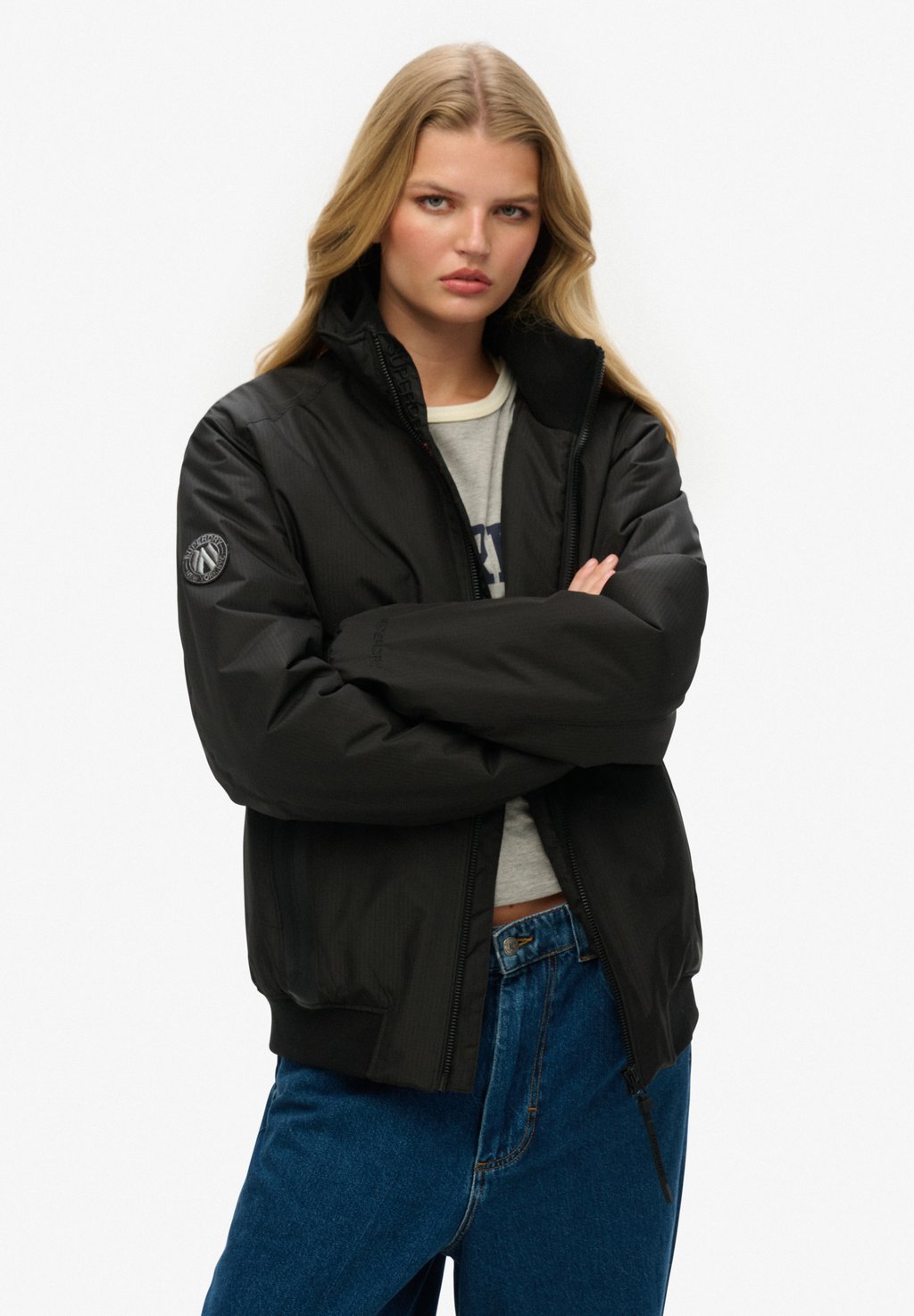 

Легкая куртка CITY HARRINGTON Superdry, черный