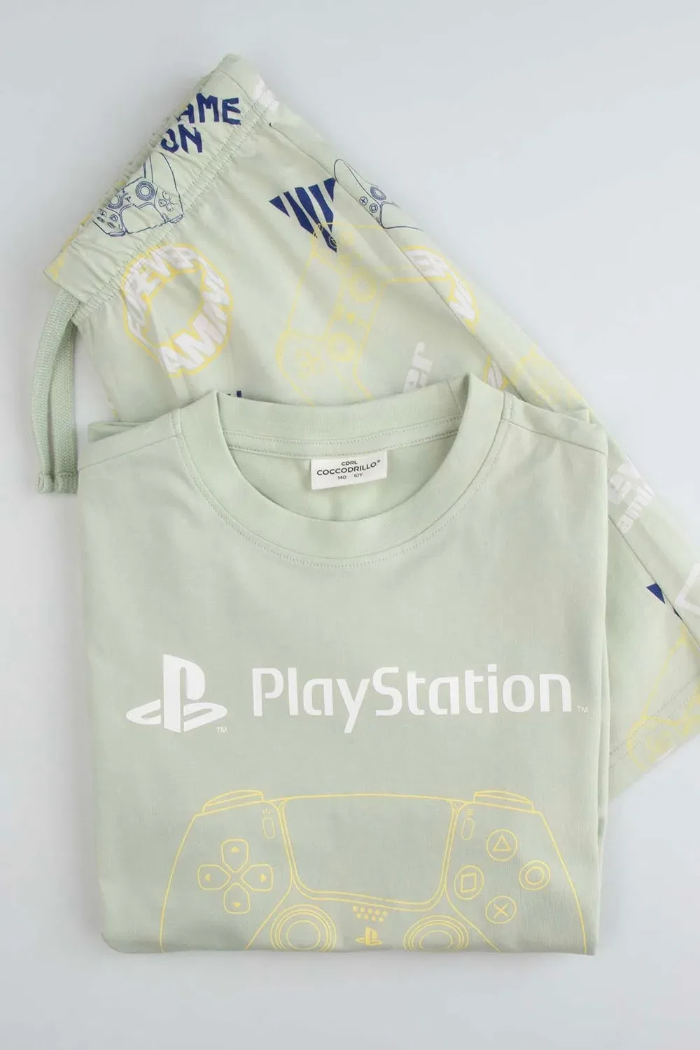 Пижама детская с принтом PlayStation, Coccodrillo, зеленый — фото 3