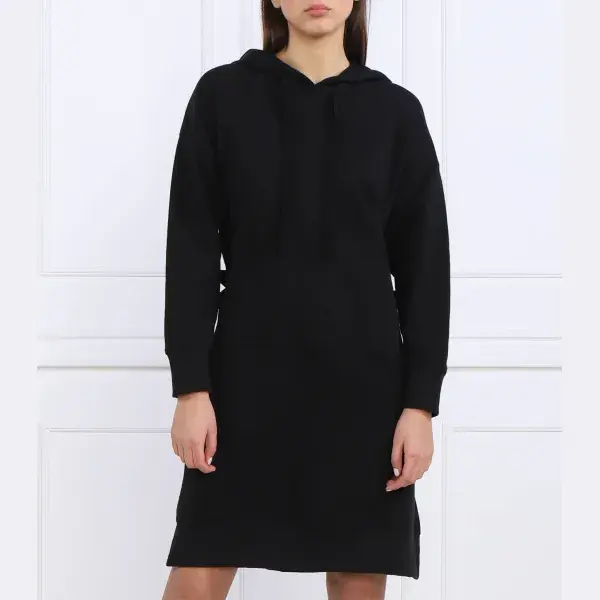 

Платье Red Valentino, черный