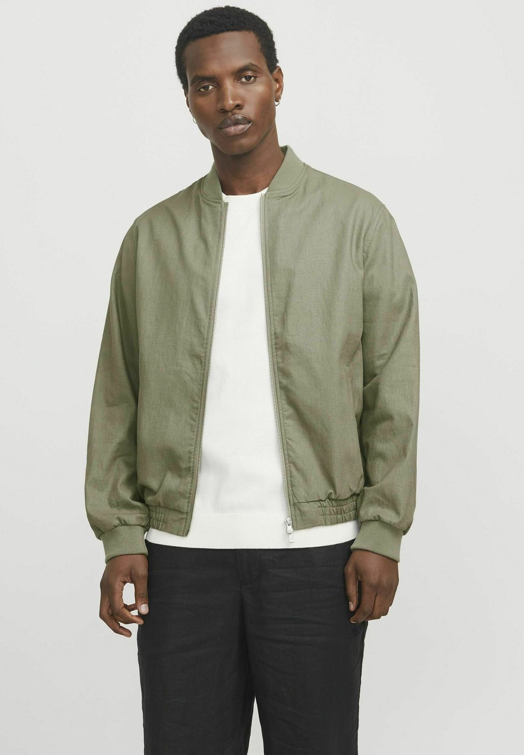 

Куртка-бомбер JPRCCLEISTER Jack & Jones PREMIUM, бежевый