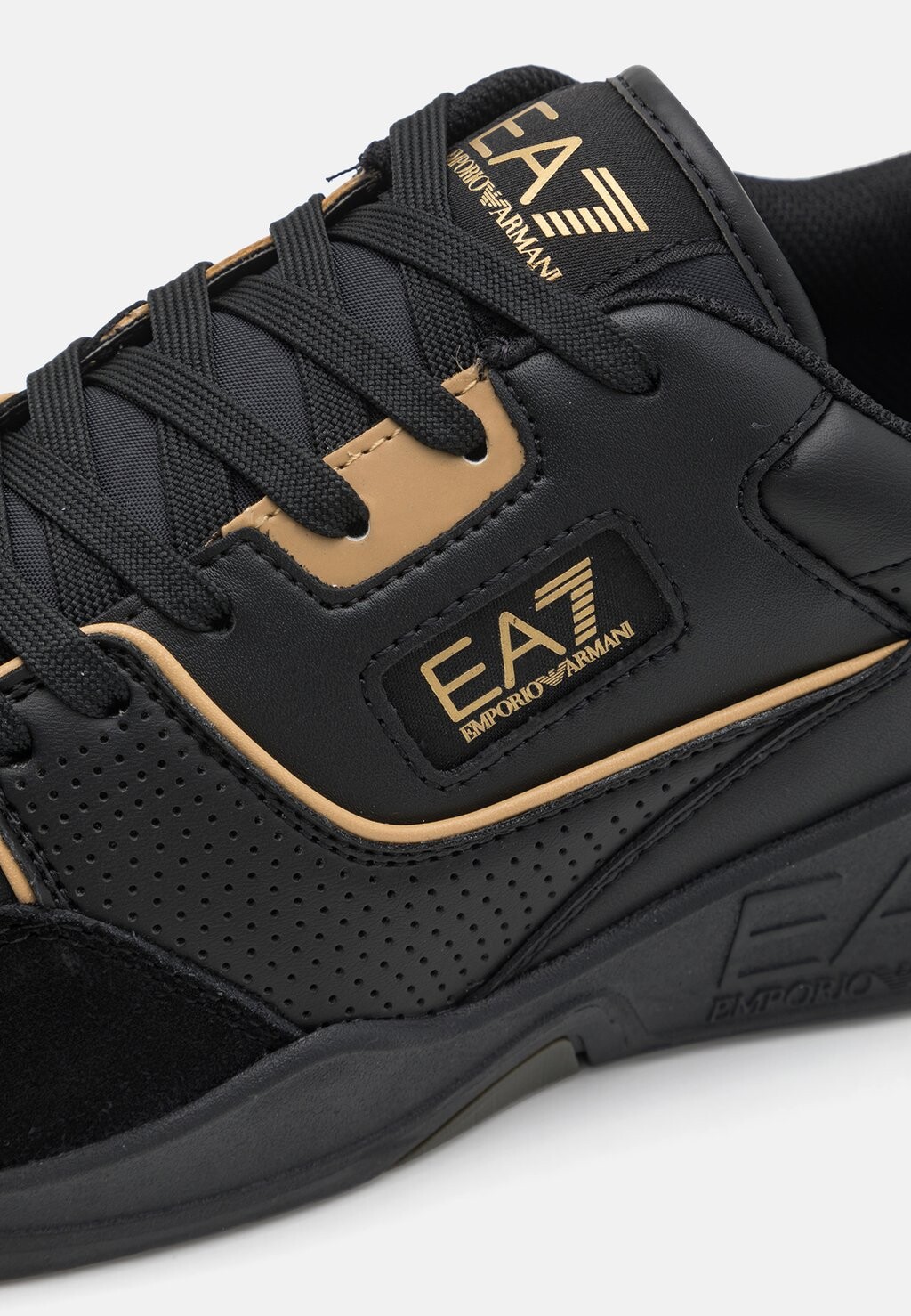 

Кроссовки BASKET UNISEX EA7 Emporio Armani, черный