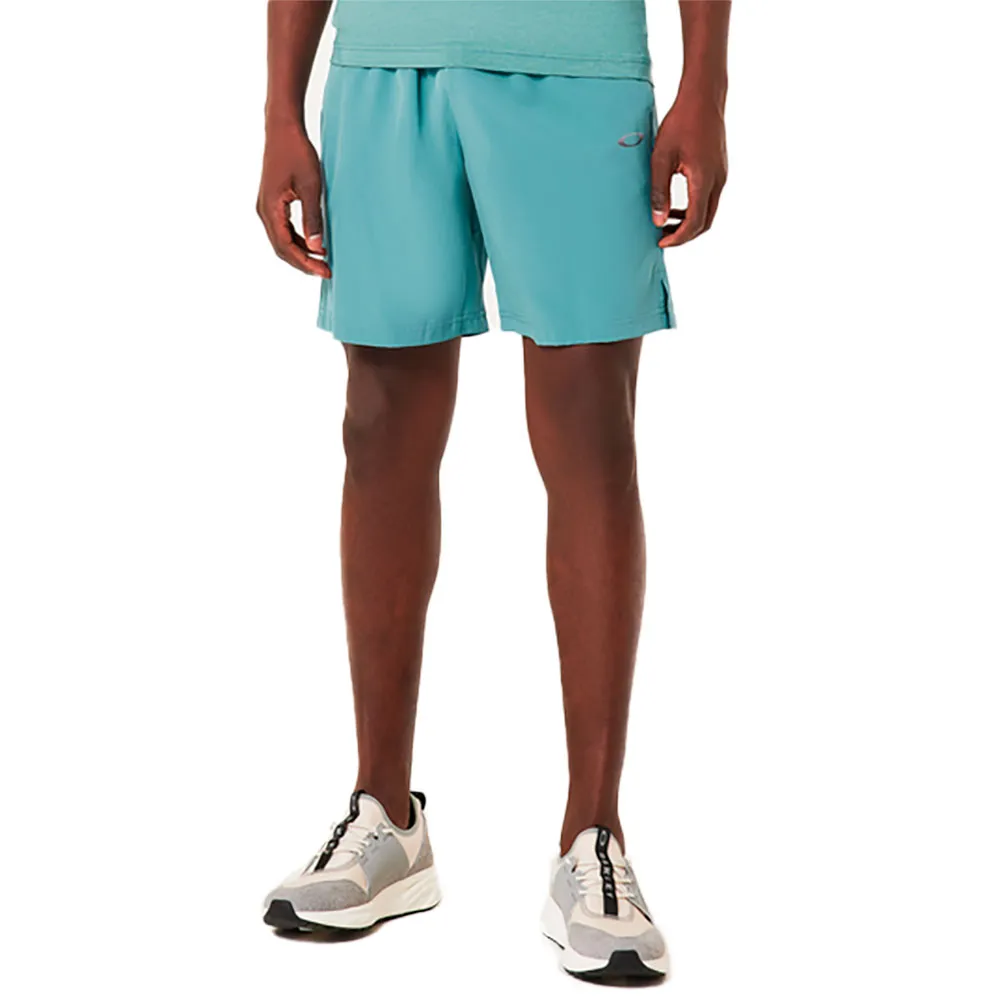 

Шорты Oakley Foundational 7`` 3.0 shorts, синий
