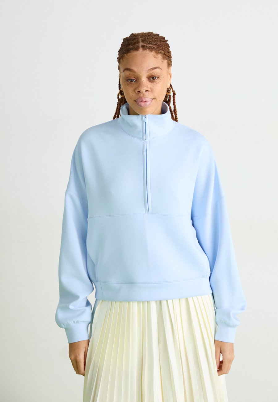 

Толстовка Nike Sportswear Sweatshirt, Celestine Blue/Work Blue/Light Blue