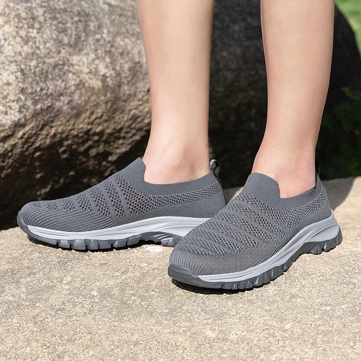 

Мужские кроссовки Hbeylia для бега, ультралегкие, с дышащим верхом из трикотажа Fly, прогулочные кроссовки, противоскользящие, ударопрочные, спортивные модные кроссовки, сетчатая обувь для тренировок и повседневного спорта, серый