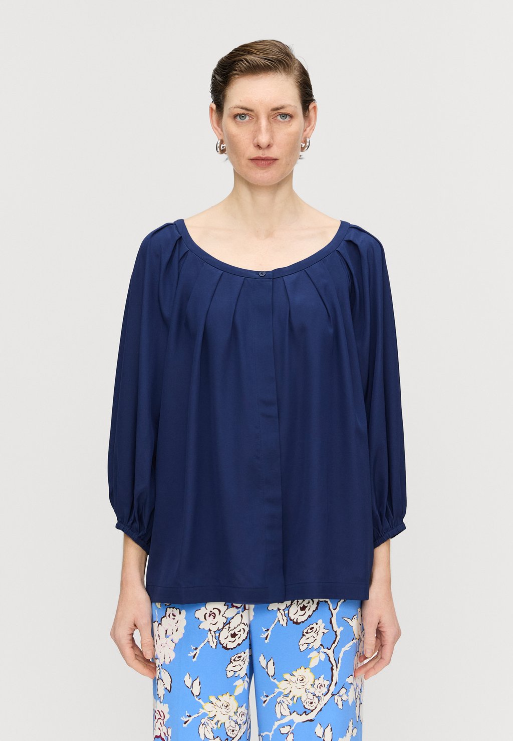 

Блуза EDEN Diane von Furstenberg, темно-синий