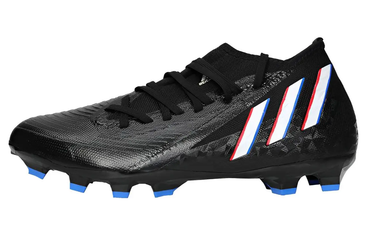

Футбольные бутсы Predator Edge.3 мужские низкие черные/белые/синие Adidas