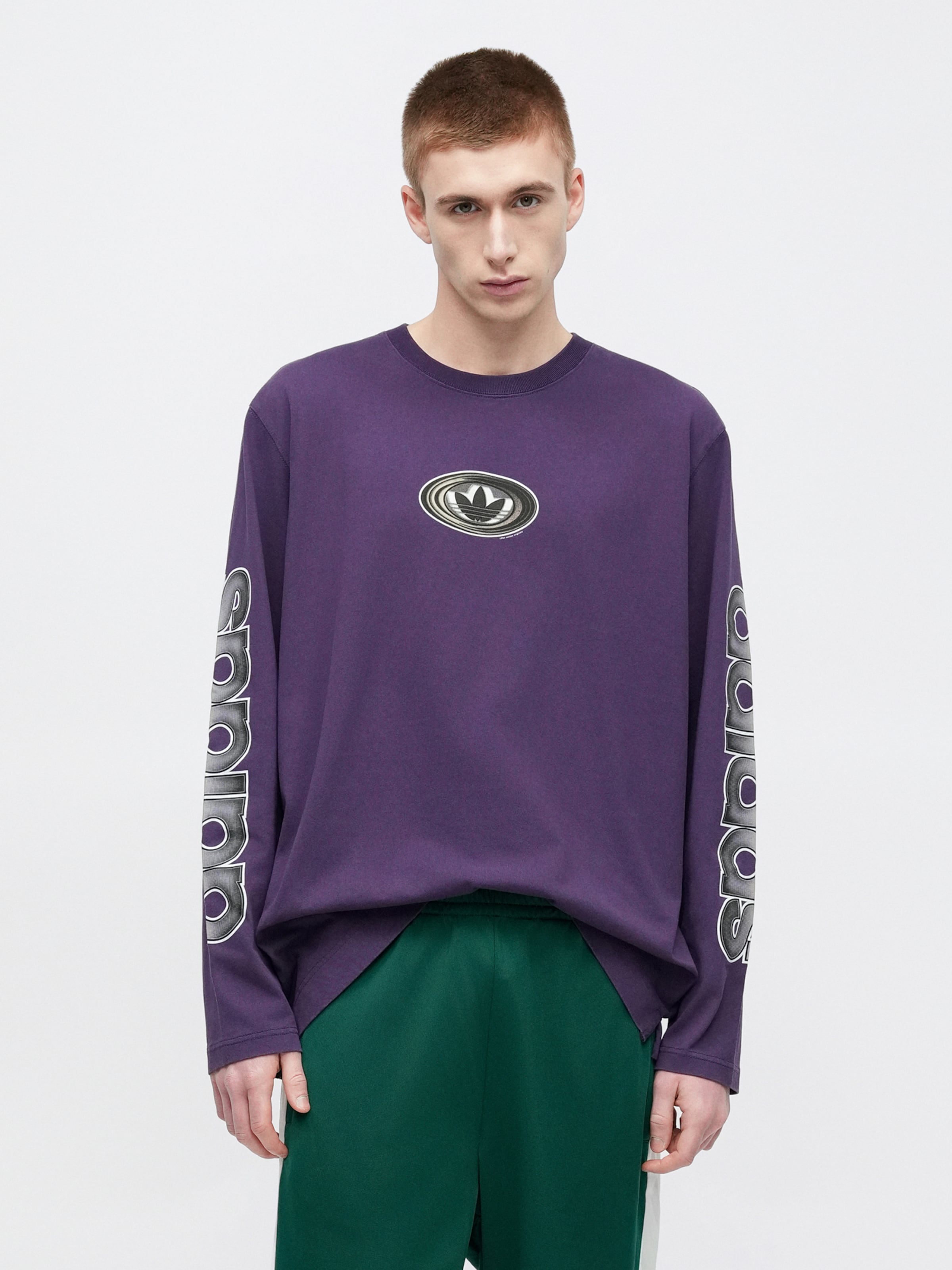 Adidas Originals Футболка в фиолетовом цвете — фото 2
