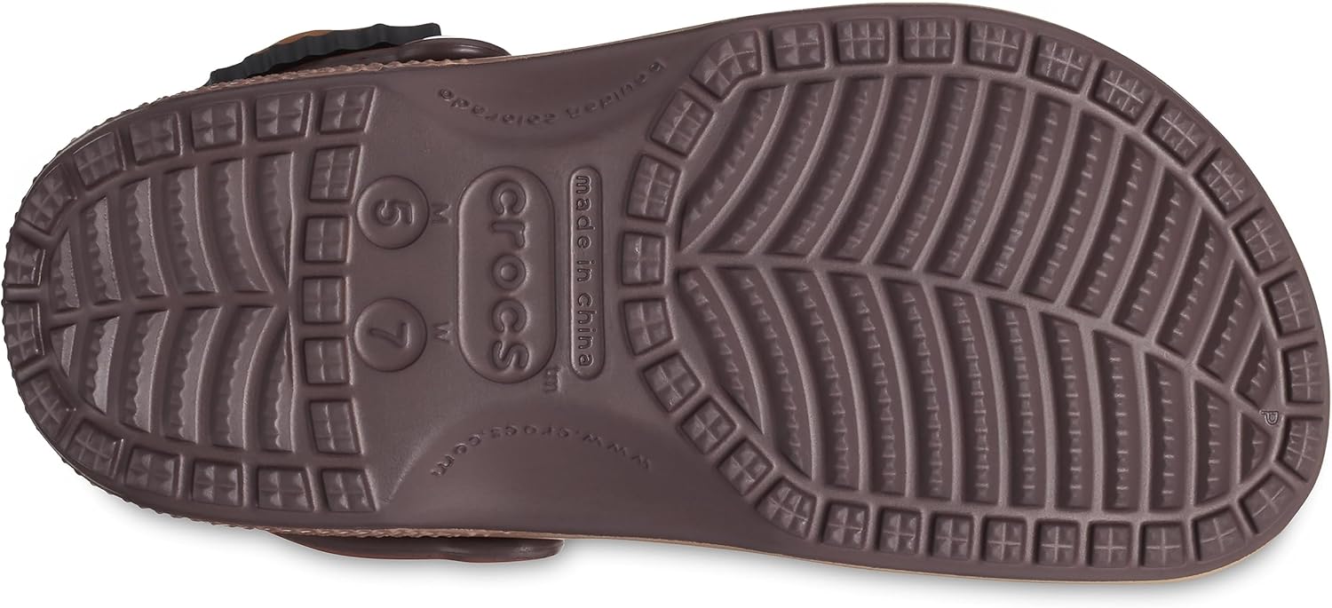 Кроксы унисекс для взрослых с рисунком хлопьев Monster от General Mills, обувь на Хэллоуин Crocs, шоколадный — фото 3