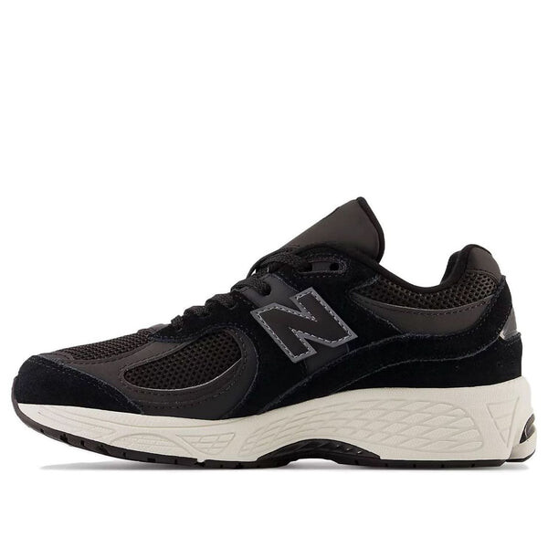 

Кроссовки 2002р New Balance, черный