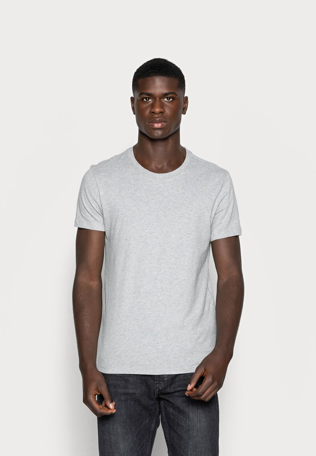 базовая футболка Slim Crewneck 2 Pack Levi's, цвет white/heather grey — фото 2