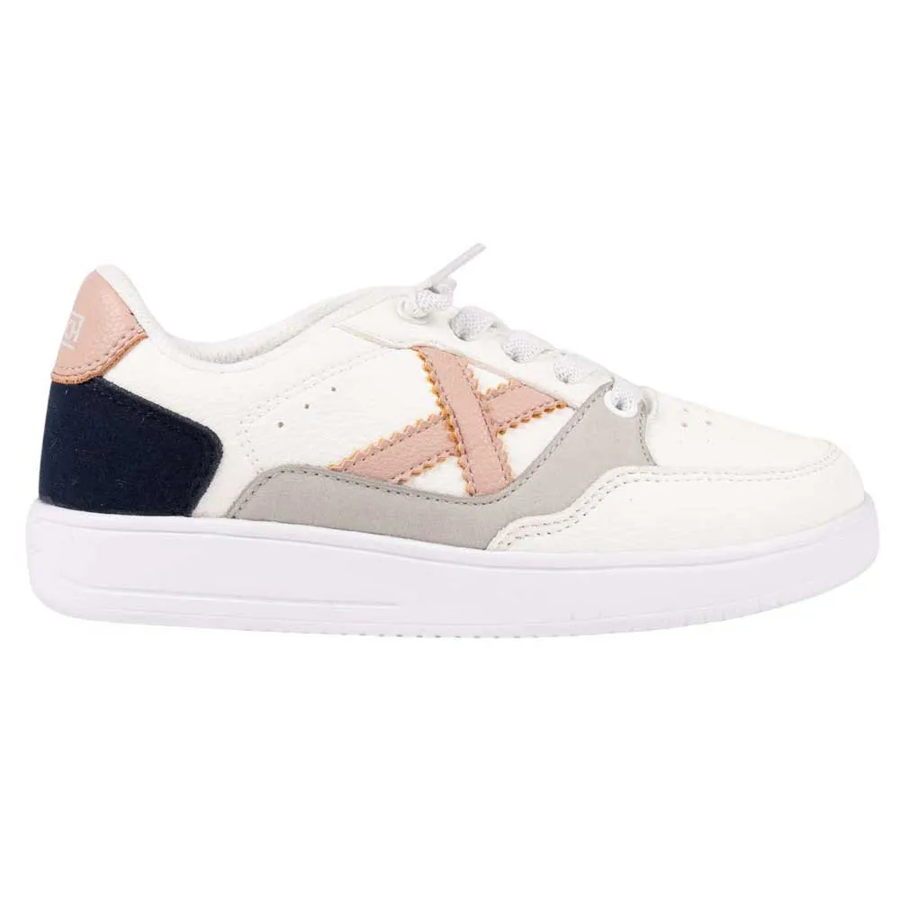 

Кроссовки Munich Legit 22, белый