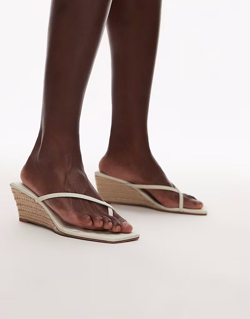 Белые босоножки на танкетке Topshop Hannah