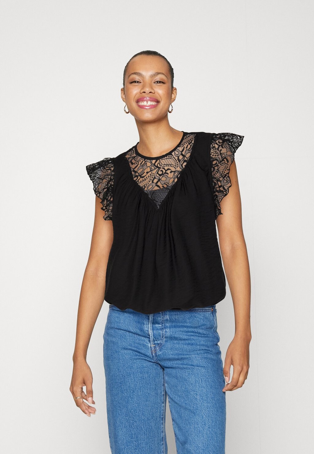 

Блузка Vero Moda ВМПУРА, черный