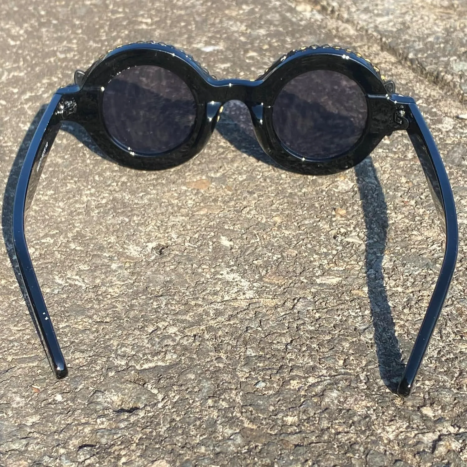 

Ретро круглые солнцезащитные очки с бриллиантами для женщин, модные винтажные очки в форме круга со стразами, стильные очки в толстой оправе mincl, 2pcs-black&leopard