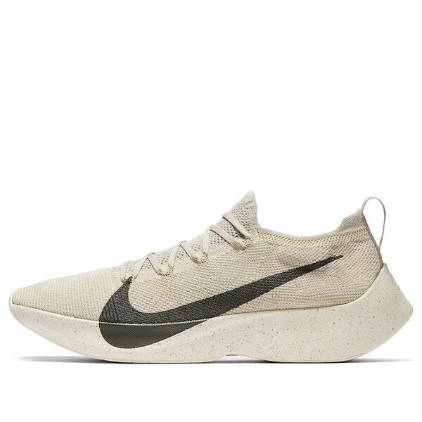 

Кроссовки steam street flyknit Nike, бежевый