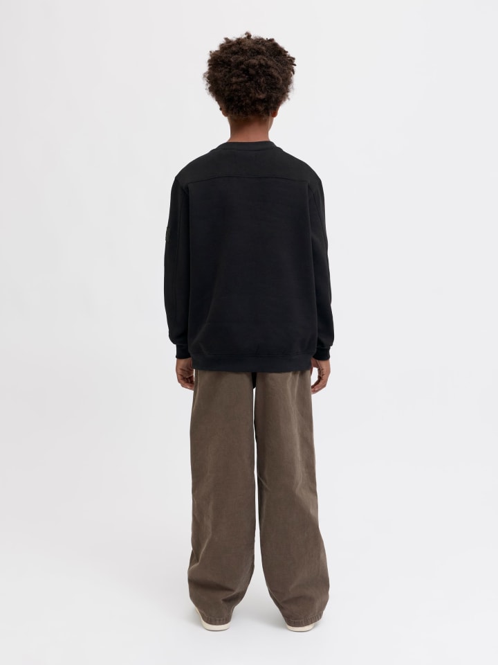 Толстовка JCOPOINT SWEAT BADGE CREW NECK BF JNR черного цвета JACK & JONES Junior — фото 4