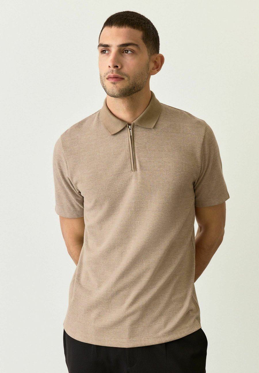 

Поло Next REGULAR FIT-HERITAGE BRUSHED PATTERN, Neutral Brown/Light Brown, Коричневый, Поло Next REGULAR FIT-HERITAGE BRUSHED PATTERN, Neutral Brown/Light Brown