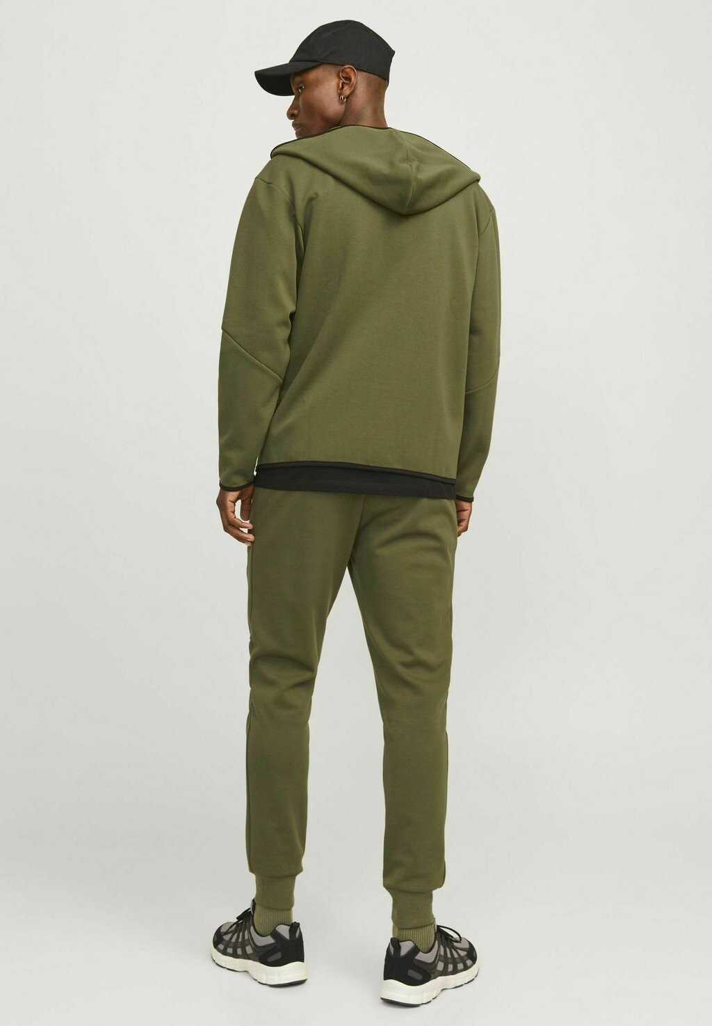 

Толстовка на молнии JCOFUSION HOOD NOOS Jack & Jones, темно-зеленый