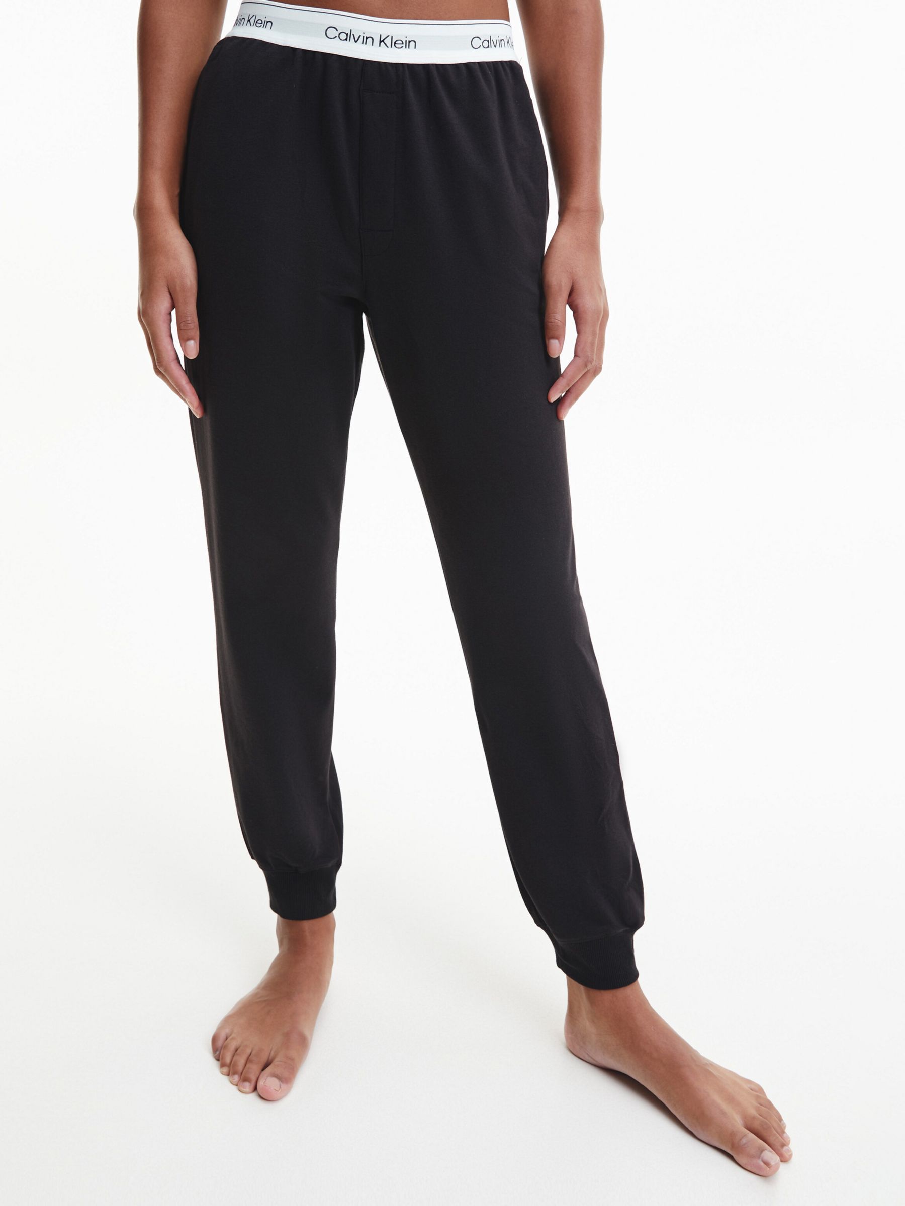 

Джоггеры Calvin Klein Modern Loungewear, черный