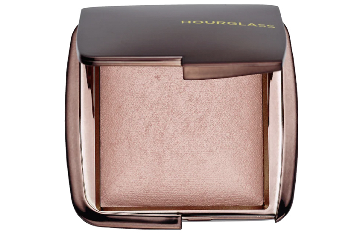 Пудра для сияния кожи Soft Light Radiance Powders Natural Complexion Brightening Skin Tone 10g HOURGLASS — фото 3