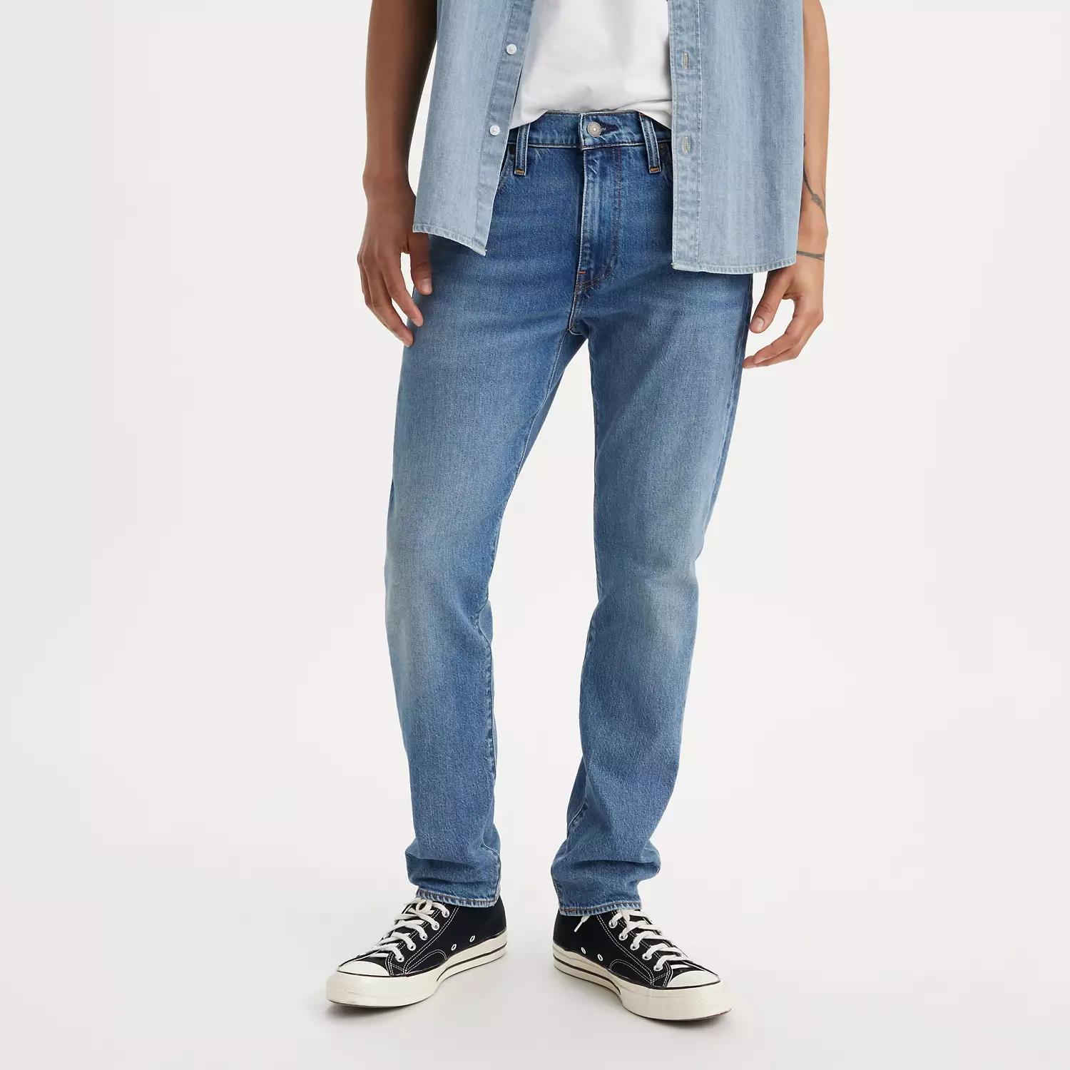 Мужские джинсы зауженного кроя 502 Levi's, цвет A Step Ahead - Medium Wash - Stretch — фото 2